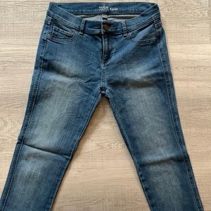 New York & Company skinny jeans